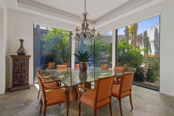 Chandelier, Dining room, Interior