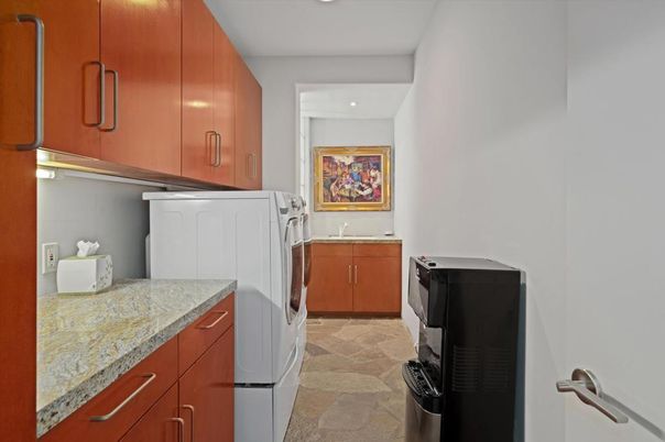 Interior, Recessed Lighting, Washer