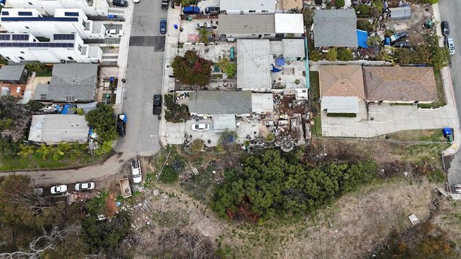 Exterior, Drone