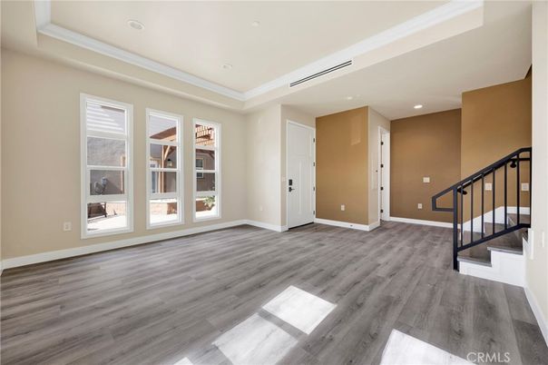 Empty room, Interior, Recessed Lighting, Wood Texture Flooring