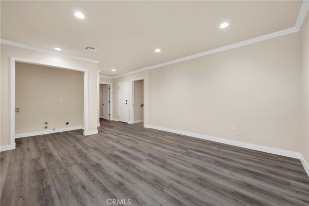 Empty room, Interior, Recessed Lighting, Wood Texture Flooring
