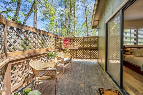Exterior, Wood Texture Flooring