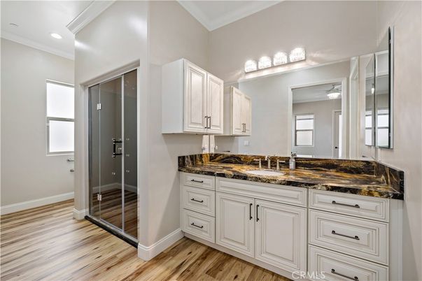 Bathroom, Interior, Recessed Lighting, Wood Texture Flooring