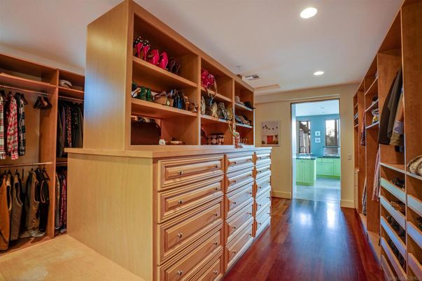 Interior, Recessed Lighting, Walk-in Closets, Wood Texture Flooring
