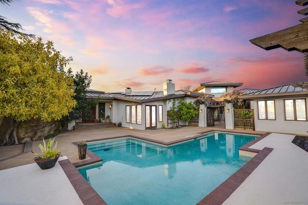 Exterior, Pool, Solar Panels