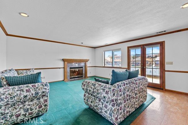 Fireplace, Interior, Living room, Recessed Lighting