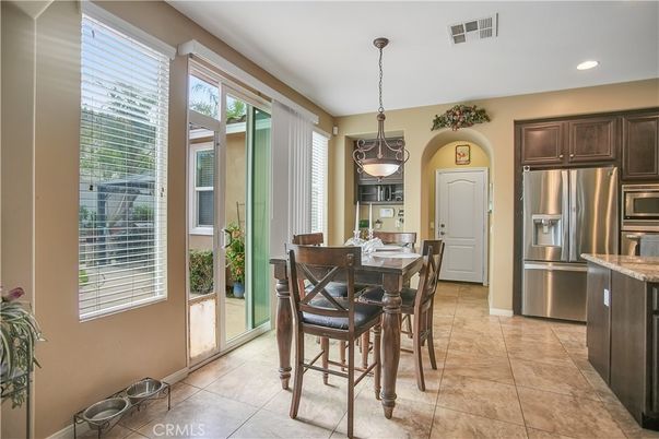 Dining room, Interior, Kitchen, Pendant Lights, Recessed Lighting, Stainless Steel Appliances