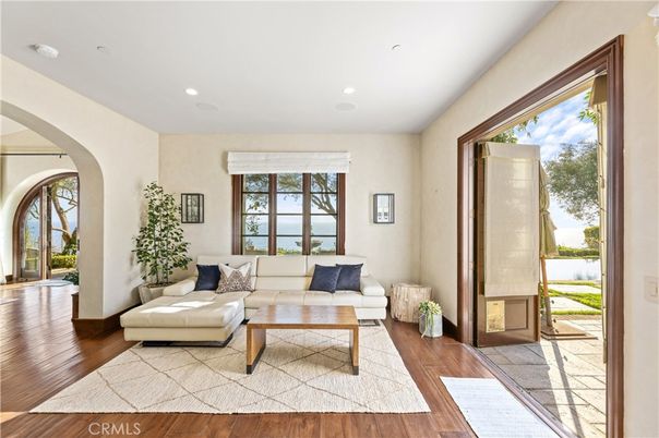 Interior, Living room, Recessed Lighting, Water, Wood Texture Flooring