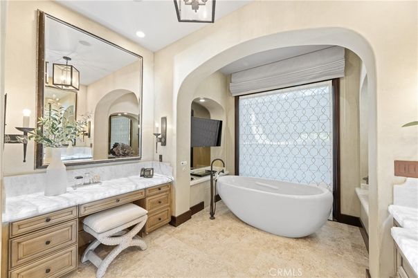 Bathroom, Dual Sink Vanities, Free Standing Baths, Interior, Pendant Lights, Recessed Lighting