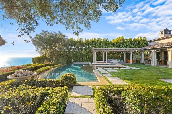 Backyard, Exterior, Pool, Water