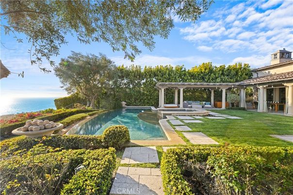 Backyard, Exterior, Pool, Water