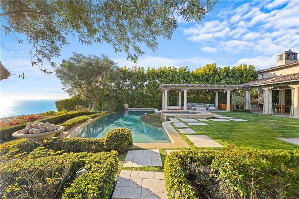 Backyard, Exterior, Pool, Water