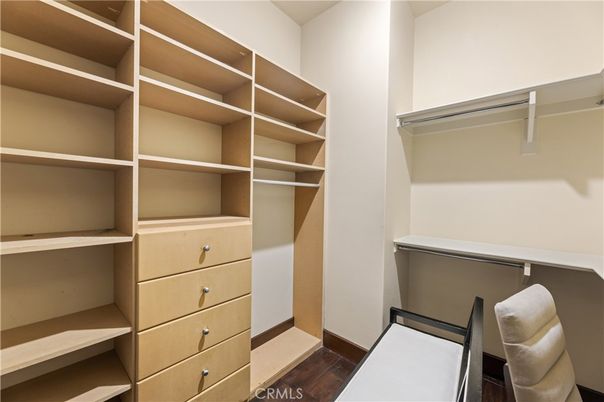 Interior, Walk-in Closets