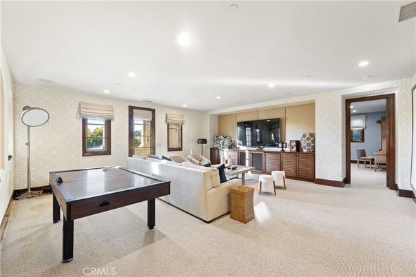 Game Room, Interior, Living room, Recessed Lighting