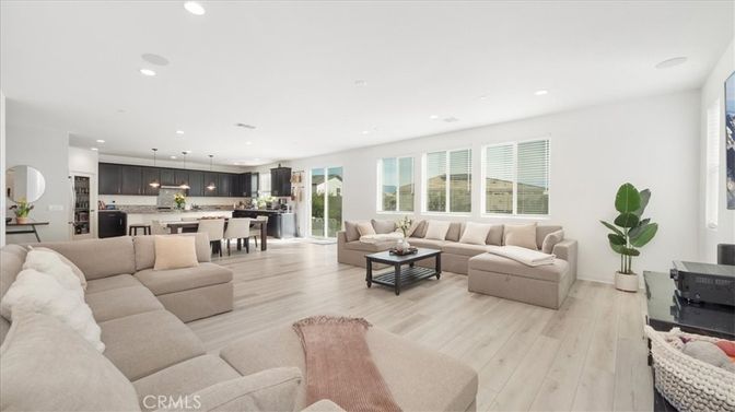 Dining room, Interior, Kitchen, Living room, Pendant Lights, Recessed Lighting, Stainless Steel Appliances, Wood Texture Flooring