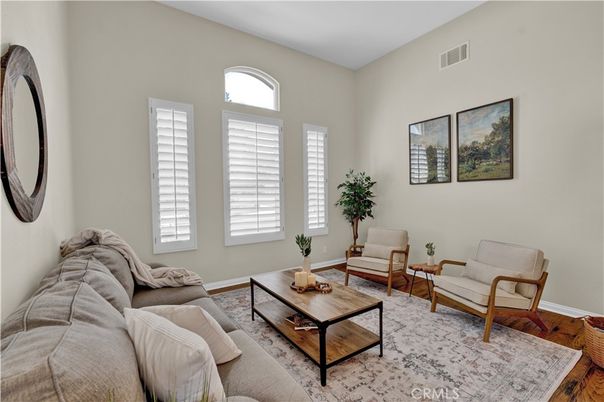 Interior, Kitchen, Living room, Pendant Lights, Recessed Lighting, Stainless Steel Appliances, Wood Texture Flooring