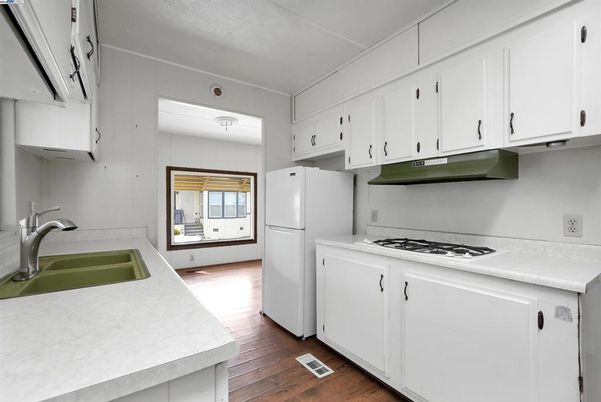 Interior, Kitchen, Wood Texture Flooring
