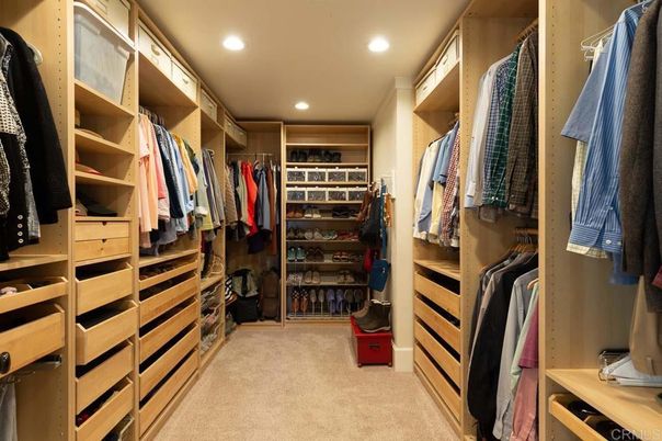 Interior, Recessed Lighting, Walk-in Closets