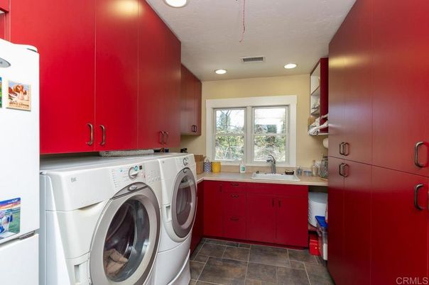 Interior, Recessed Lighting, Washer