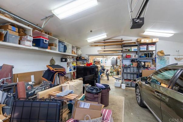 Garage, Interior