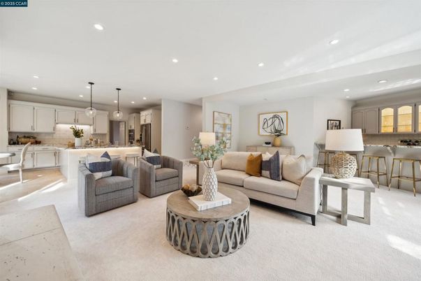 Interior, Kitchen, Living room, Pendant Lights, Recessed Lighting, Stainless Steel Appliances