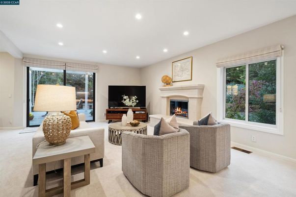 Fireplace, Interior, Living room, Recessed Lighting