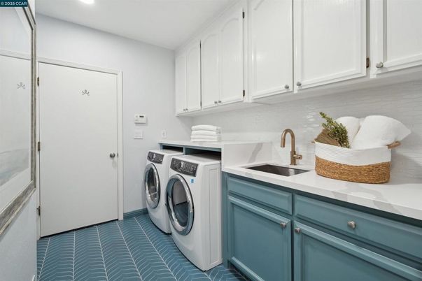 Interior, Recessed Lighting, Washer
