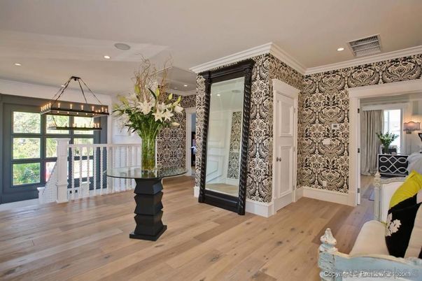 Interior, Pendant Lights, Recessed Lighting, Wood Texture Flooring