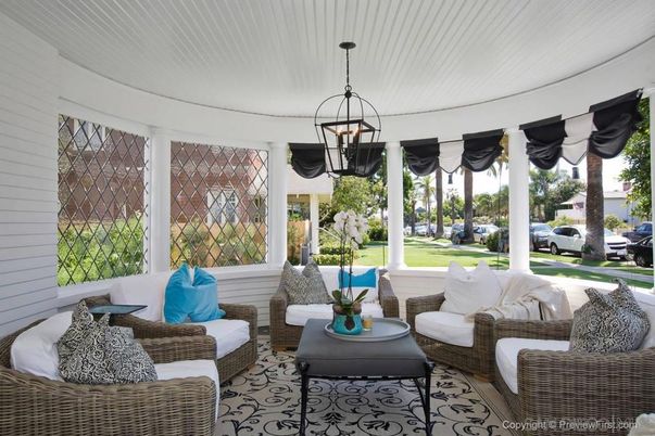 Interior, Living room, Pendant Lights