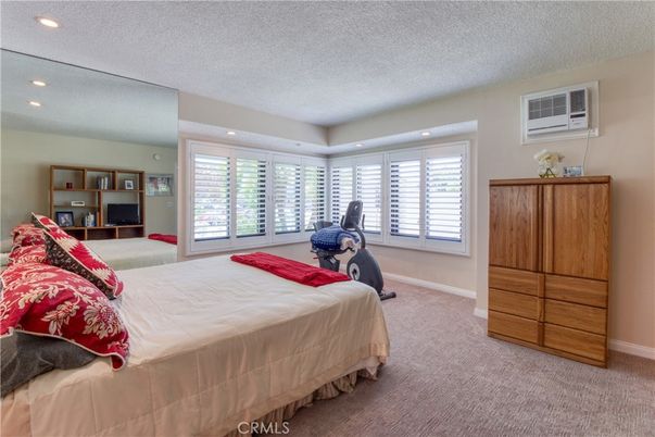 Bedroom, Fitness Equipment, Interior, Recessed Lighting