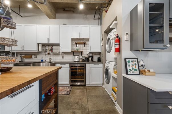 Interior, Kitchen, Washer, Wooden Beams