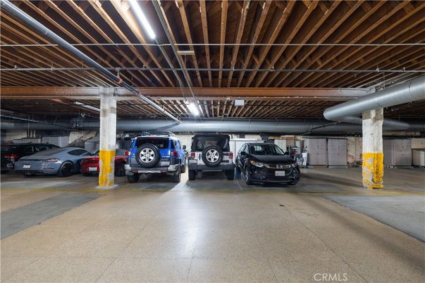 Garage, Interior