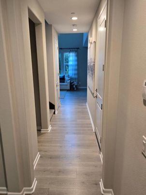 Interior, Recessed Lighting, Wood Texture Flooring