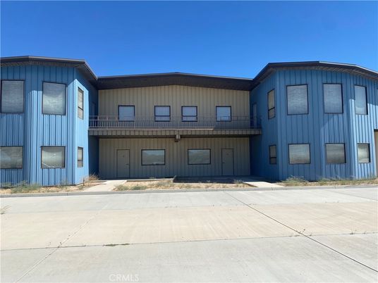 Exterior, Facade, Farmhouse