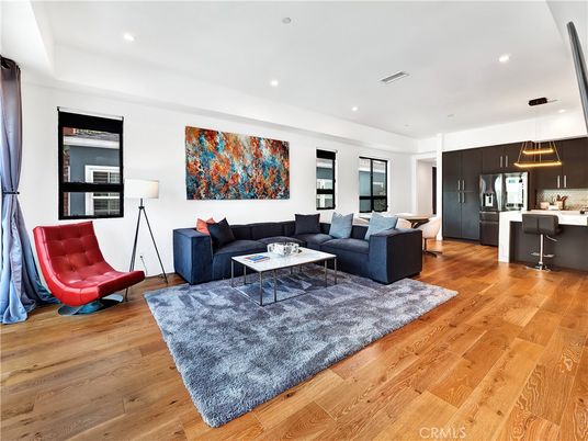 Interior, Kitchen, Living room, Pendant Lights, Recessed Lighting, Wood Texture Flooring
