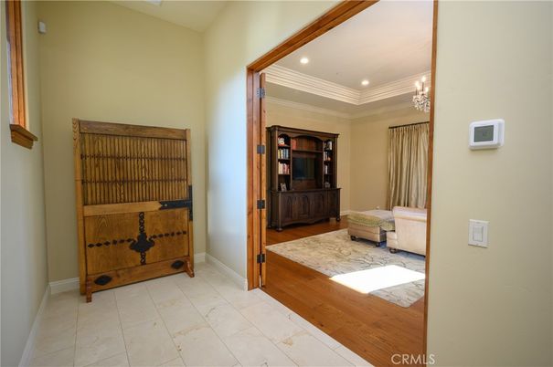 Chandelier, Interior, Recessed Lighting, Wood Texture Flooring