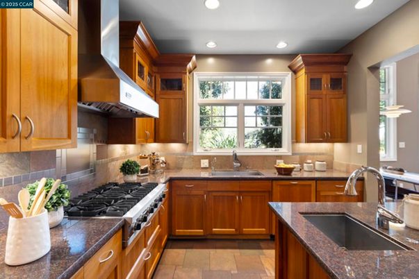 Interior, Kitchen, Recessed Lighting