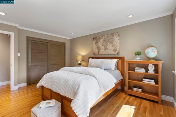 Bedroom, Interior, Recessed Lighting, Wood Texture Flooring