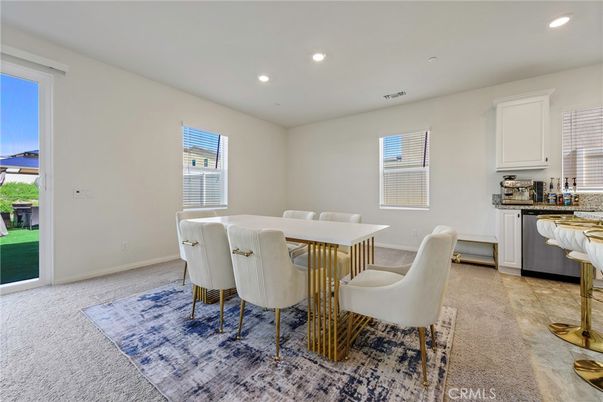 Dining room, Interior, Recessed Lighting