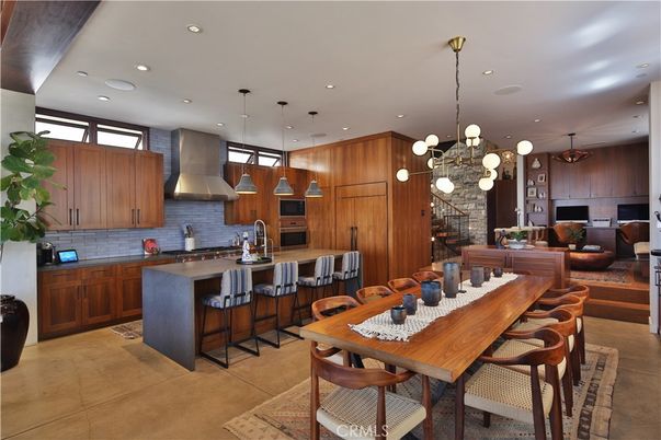Dining room, Interior, Kitchen, Living room, Pendant Lights, Recessed Lighting, Stainless Steel Appliances