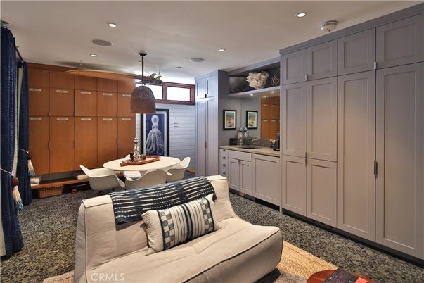 Dining room, Interior, Living room, Recessed Lighting