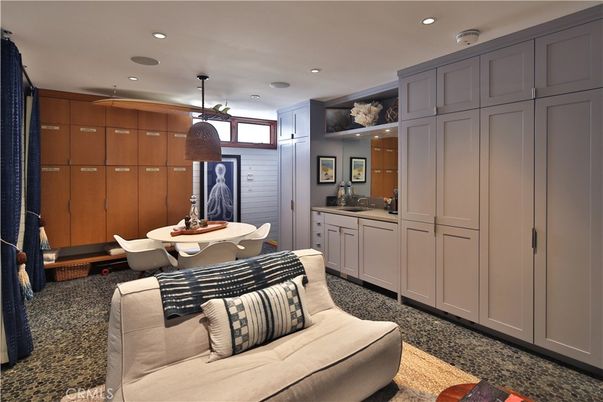 Dining room, Interior, Living room, Recessed Lighting