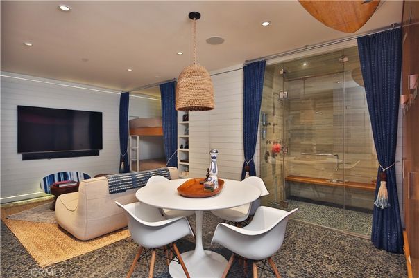 Dining room, Interior, Living room, Recessed Lighting