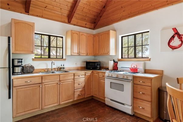 Interior, Kitchen, Wooden Beams, Wooden Ceilings, Wood Texture Flooring