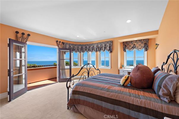 Bedroom, Interior, Recessed Lighting, Water