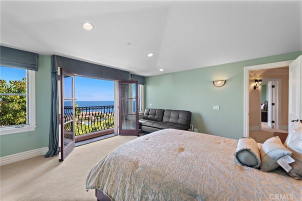 Bedroom, Interior, Recessed Lighting, Water