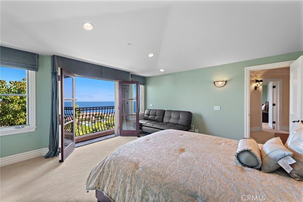 Bedroom, Interior, Recessed Lighting, Water