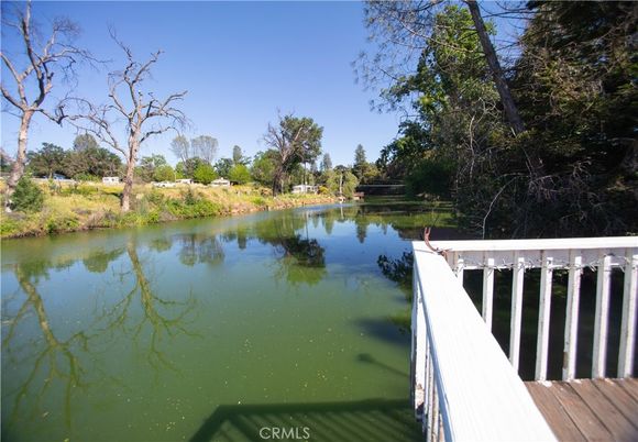Exterior, Water