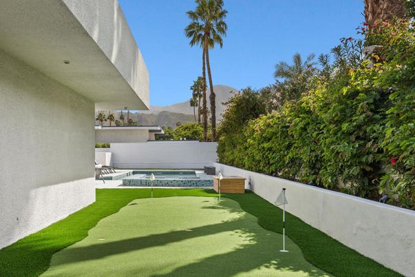 Exterior, Pool, Other