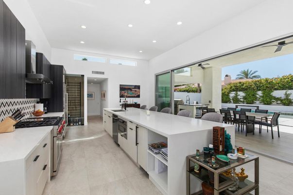 Dining room, Interior, Kitchen, Recessed Lighting, Stainless Steel Appliances